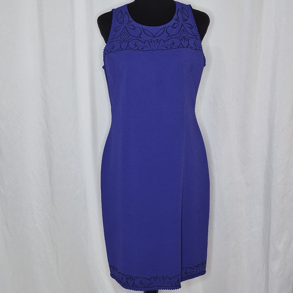 ST. JOHN Royal Blue w/ Black Stenciled Detail Sleeveless Sheath Dress - Size 8 - Picture 1 of 13
